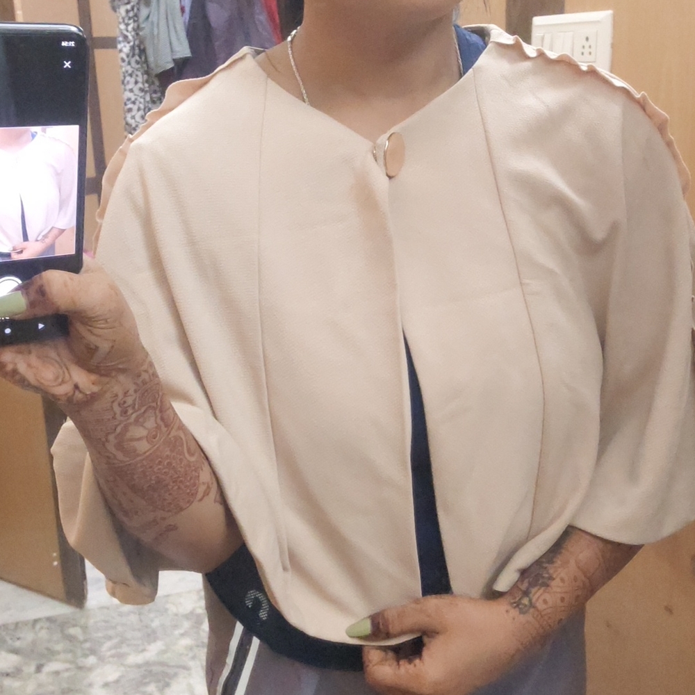 Kazo cape never worn - Picture 6 of 6